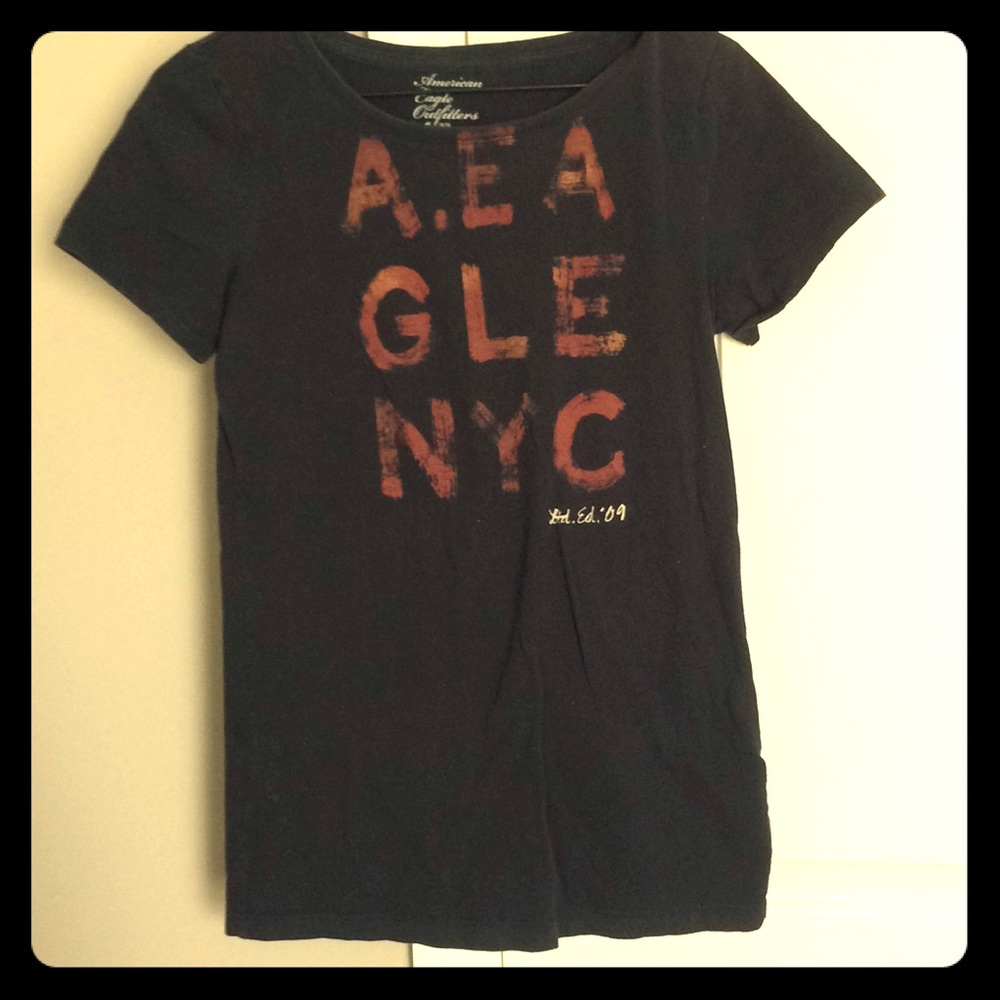 ❤️American Eagle tee❤️